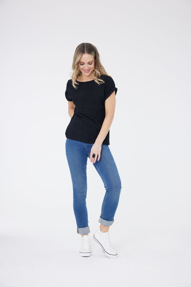 Lockeres T-Shirt mit Wellenstruktur