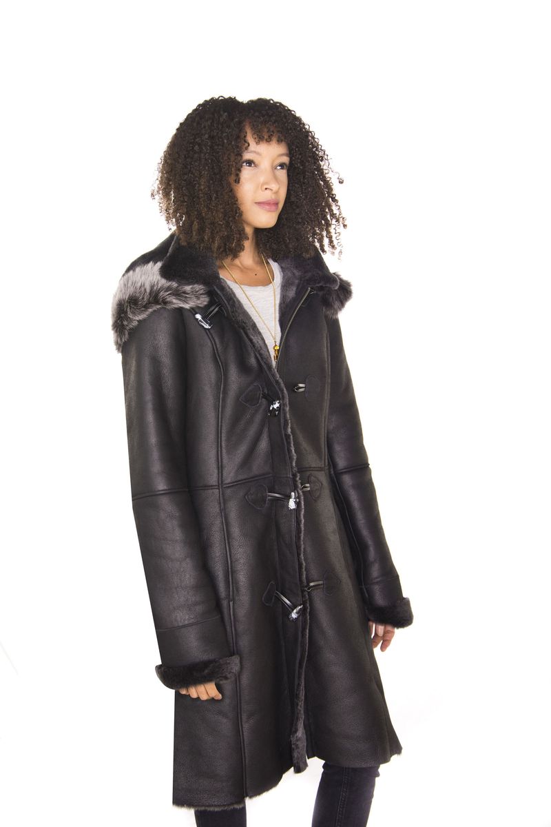 Lammfell-Dufflecoat mit Kapuze