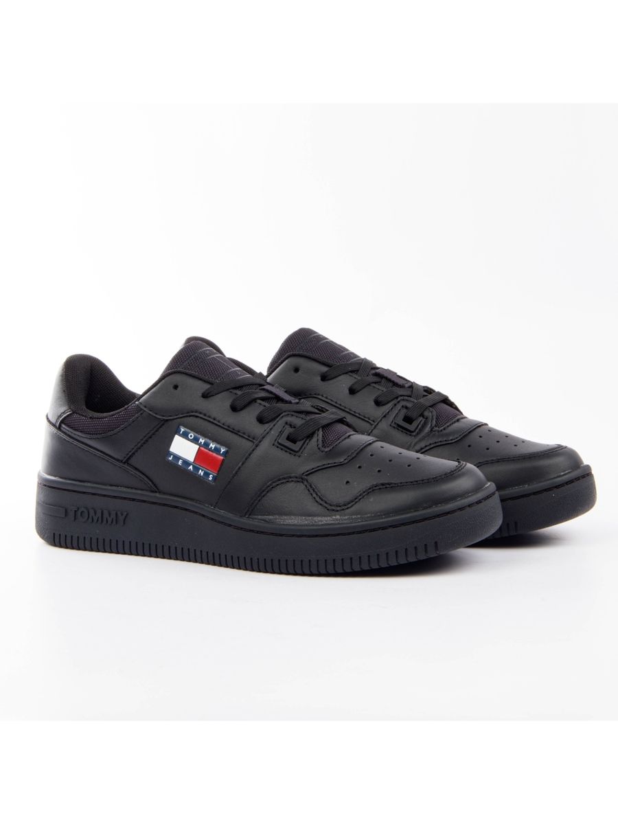 Essenzielle Low-Top Court-Sneaker