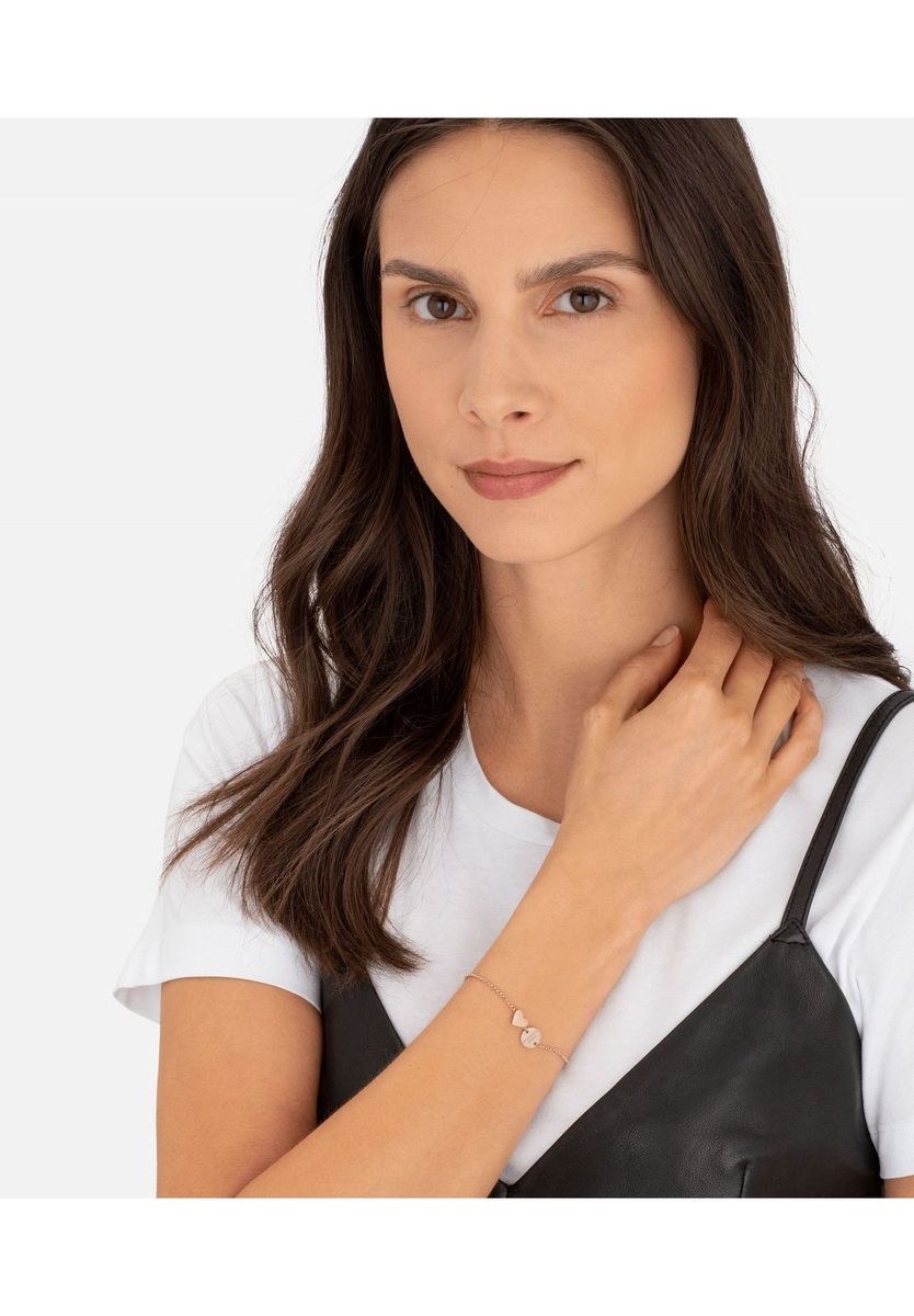 Filigranes Armband mit Herz und Plättchen