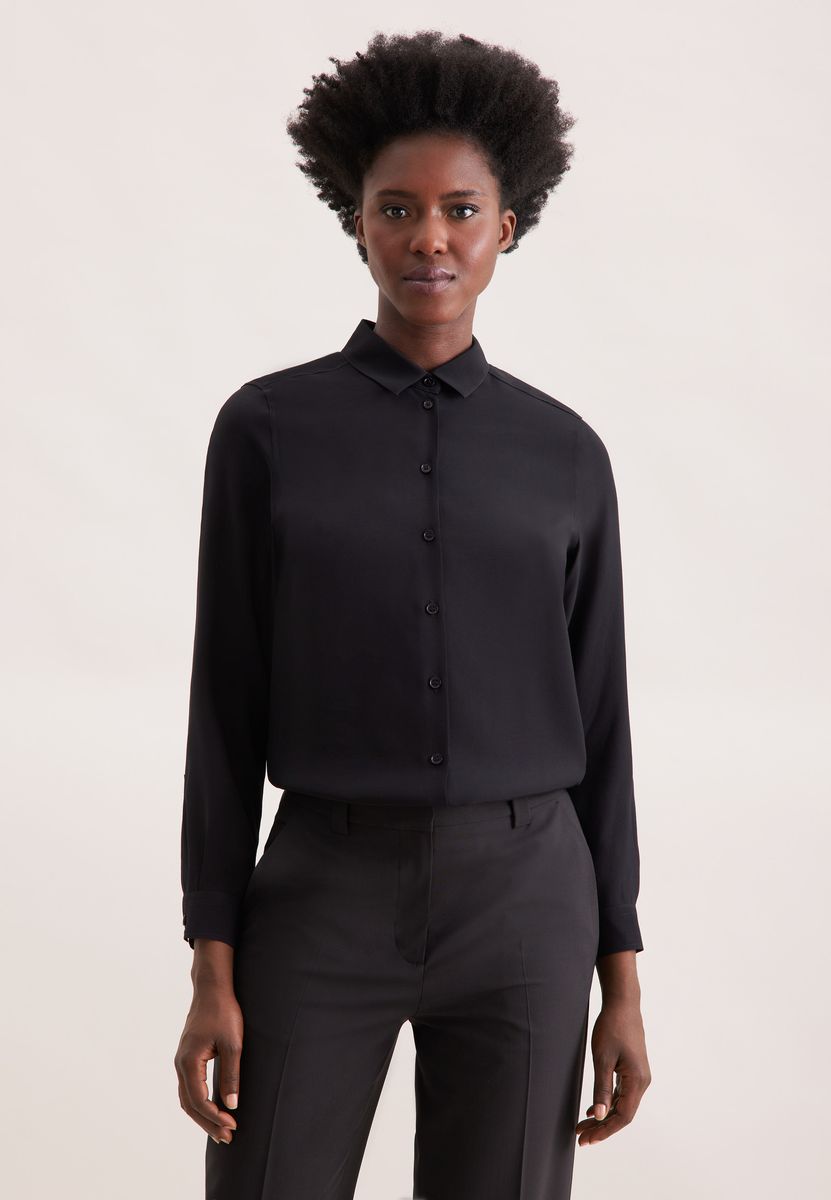 Klassische lockere Hemdbluse