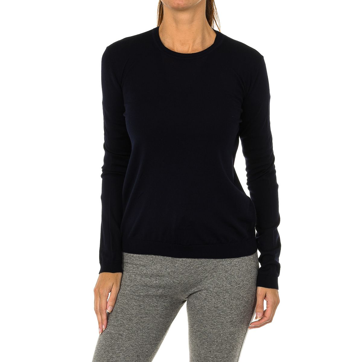 Klassischer Wollpullover mit Rundhals
