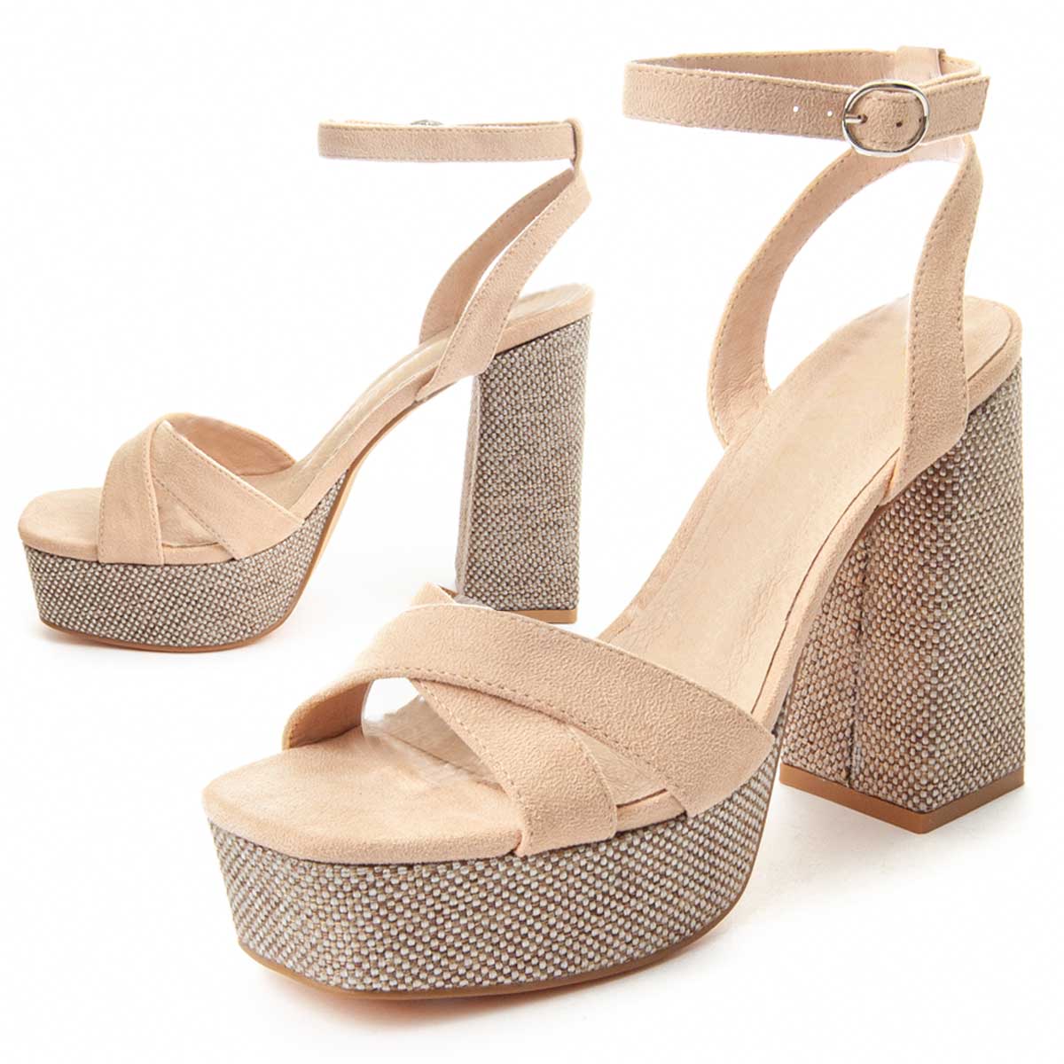 Elegante Plateau-Sandalen mit Kreuzriemen