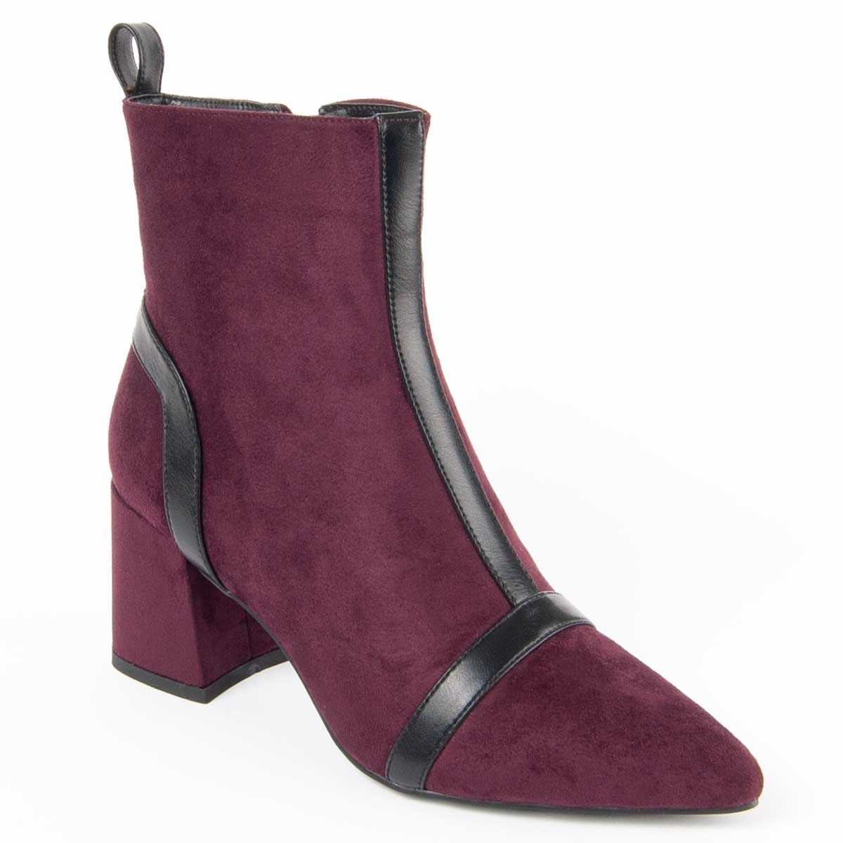 Spitze Wildleder-Boots mit Paspeln