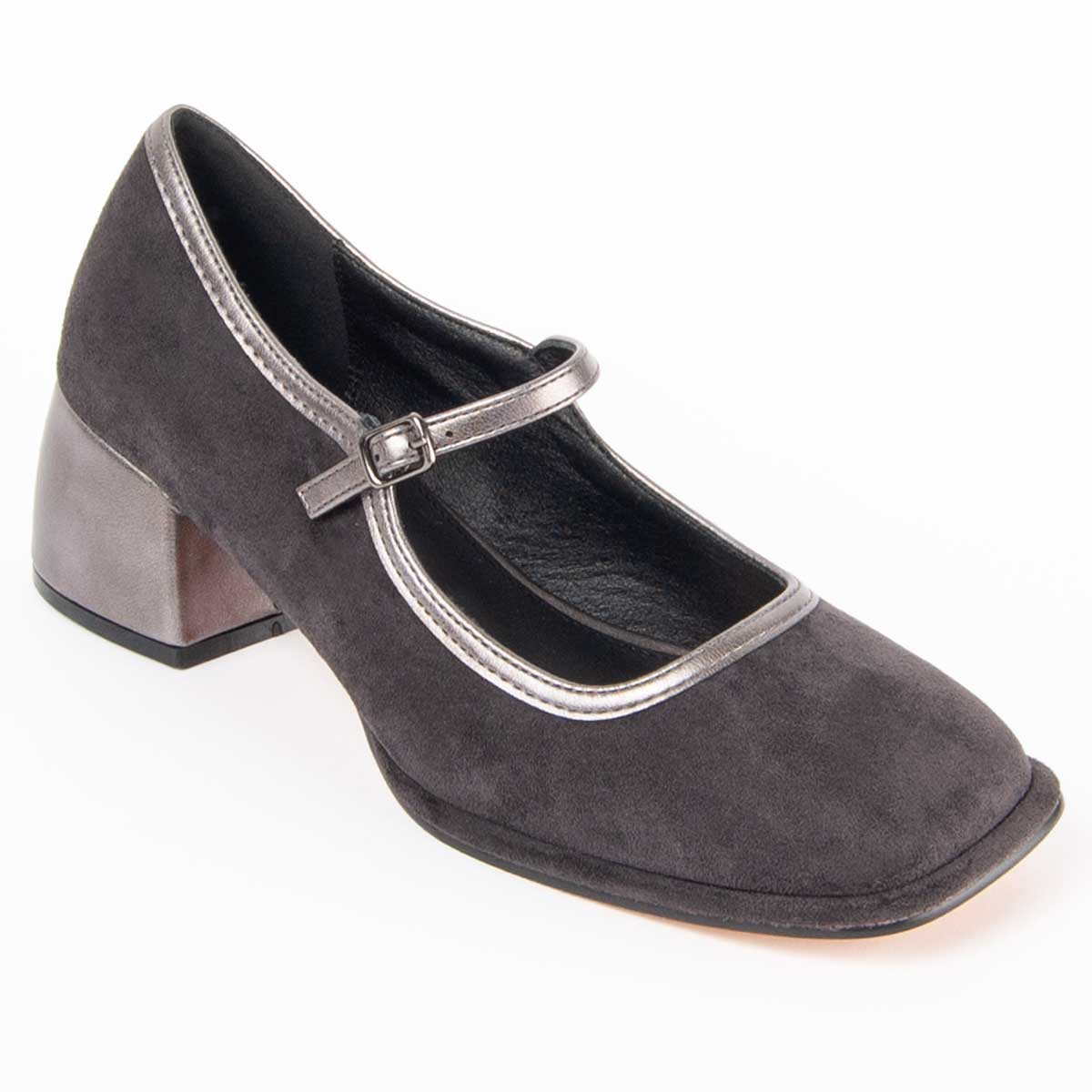 Mary Janes mit Blockabsatz