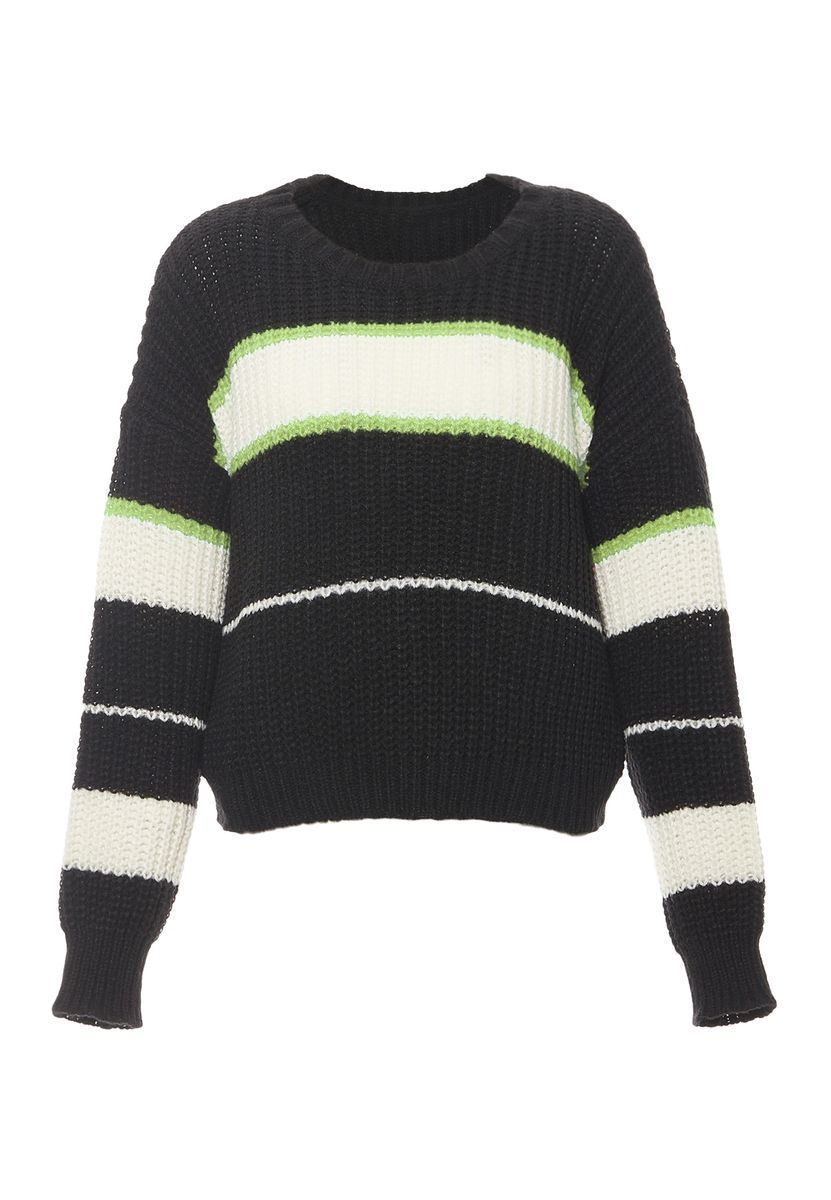 Grob gestrickter gestreifter Rippenpullover