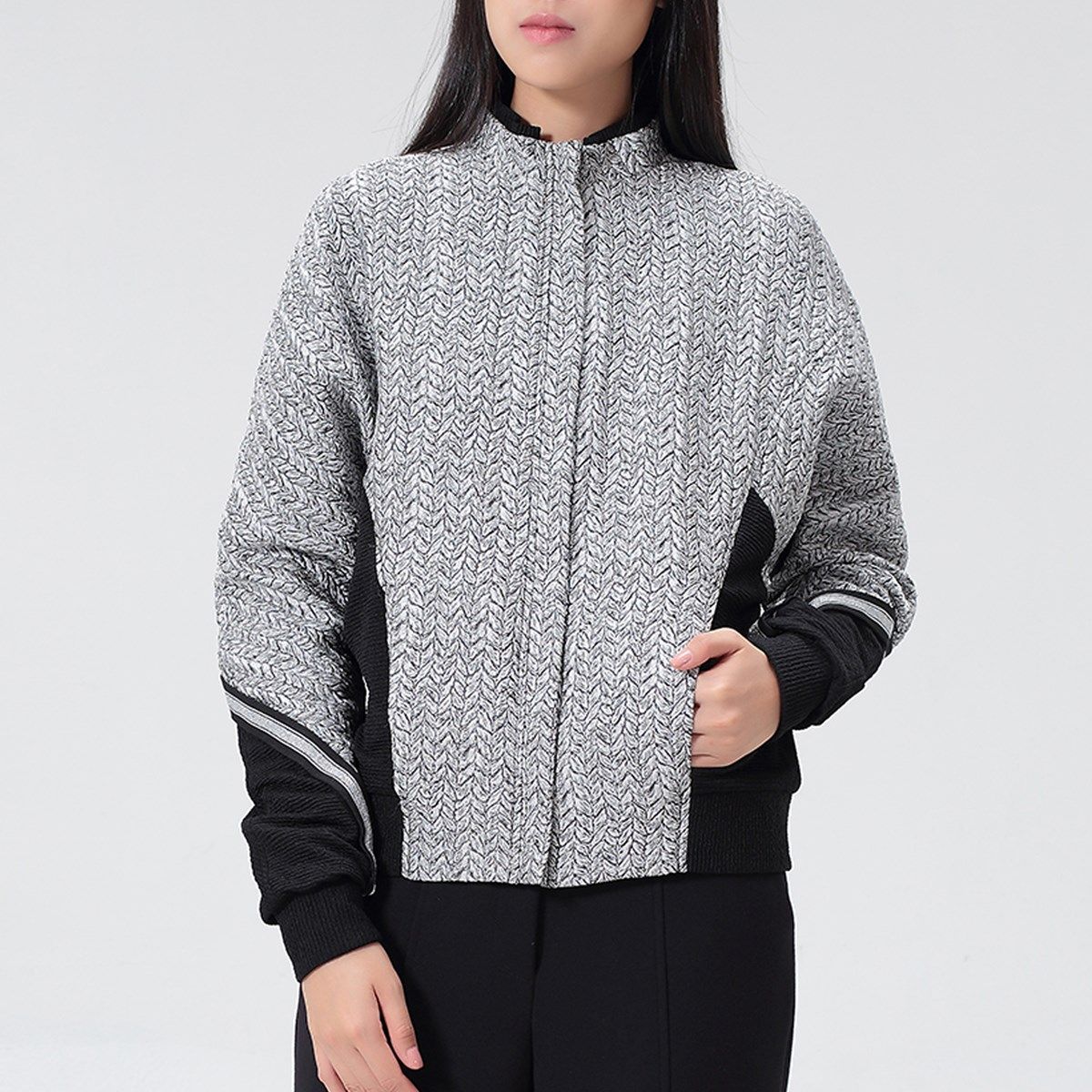 Strukturierte Bi-Material Jacquard-Jacke