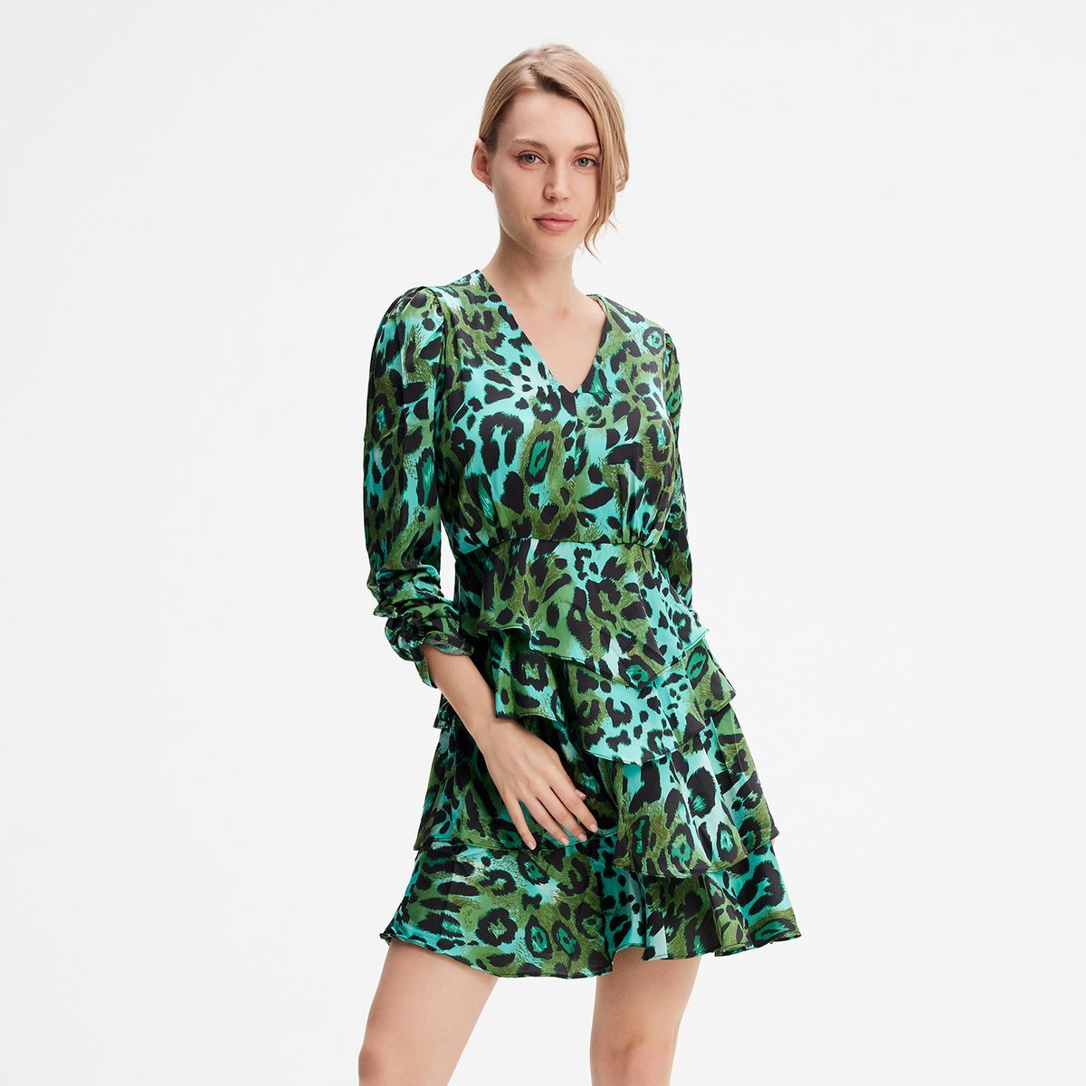 Kurzes Leopardenkleid mit Volants