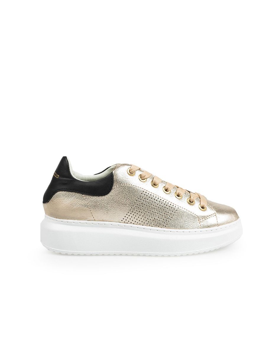 Metallic-Plateau-Sneaker mit Kontrast-Detail