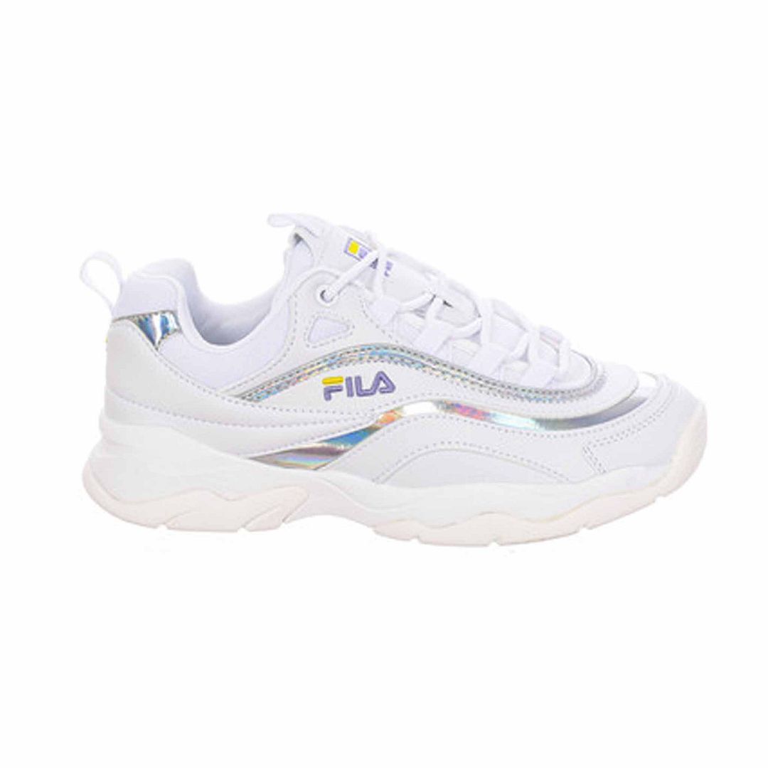 Klobige Plateau-Sneaker mit irisierenden Details