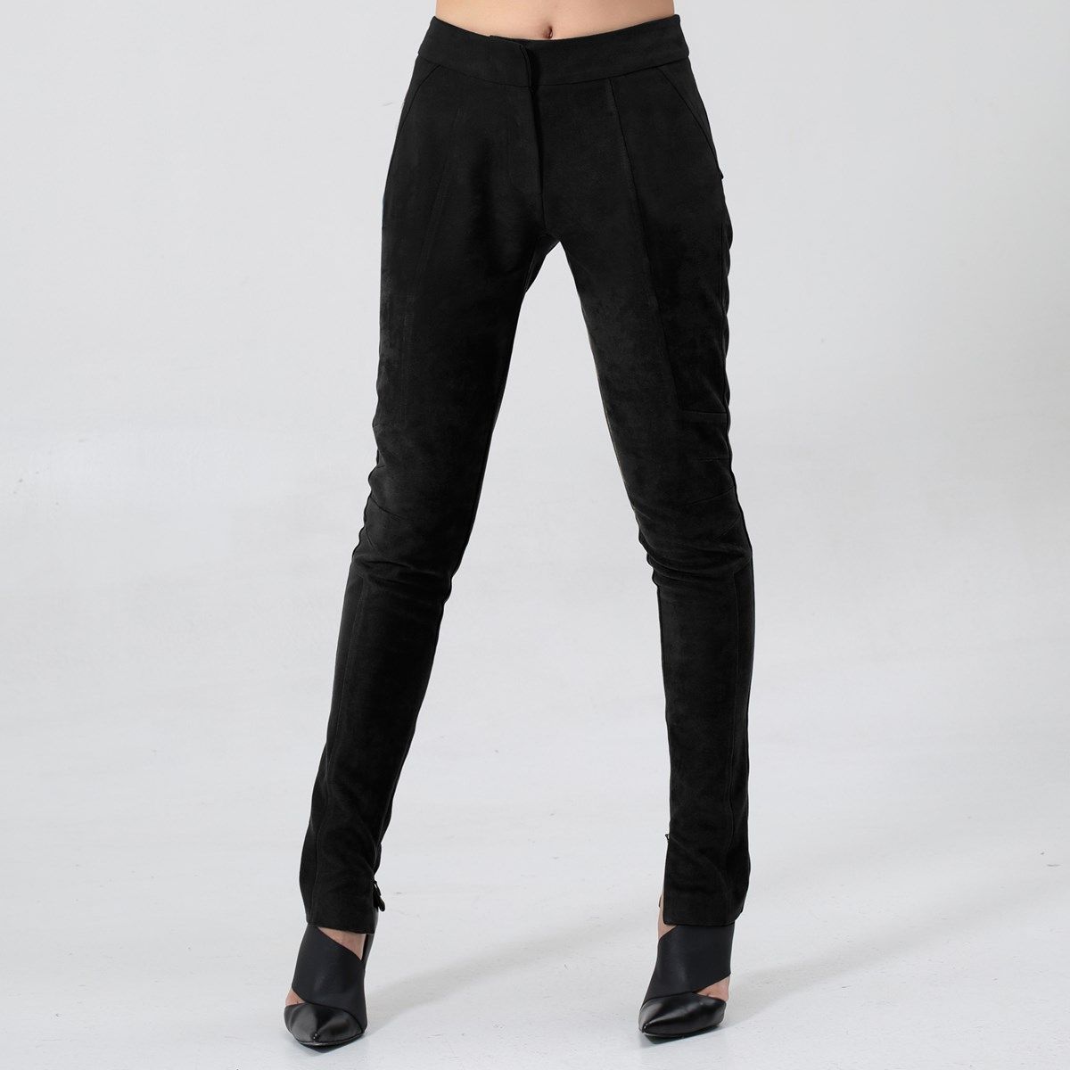 Schmale strukturierte Stretch-Wildlederhose