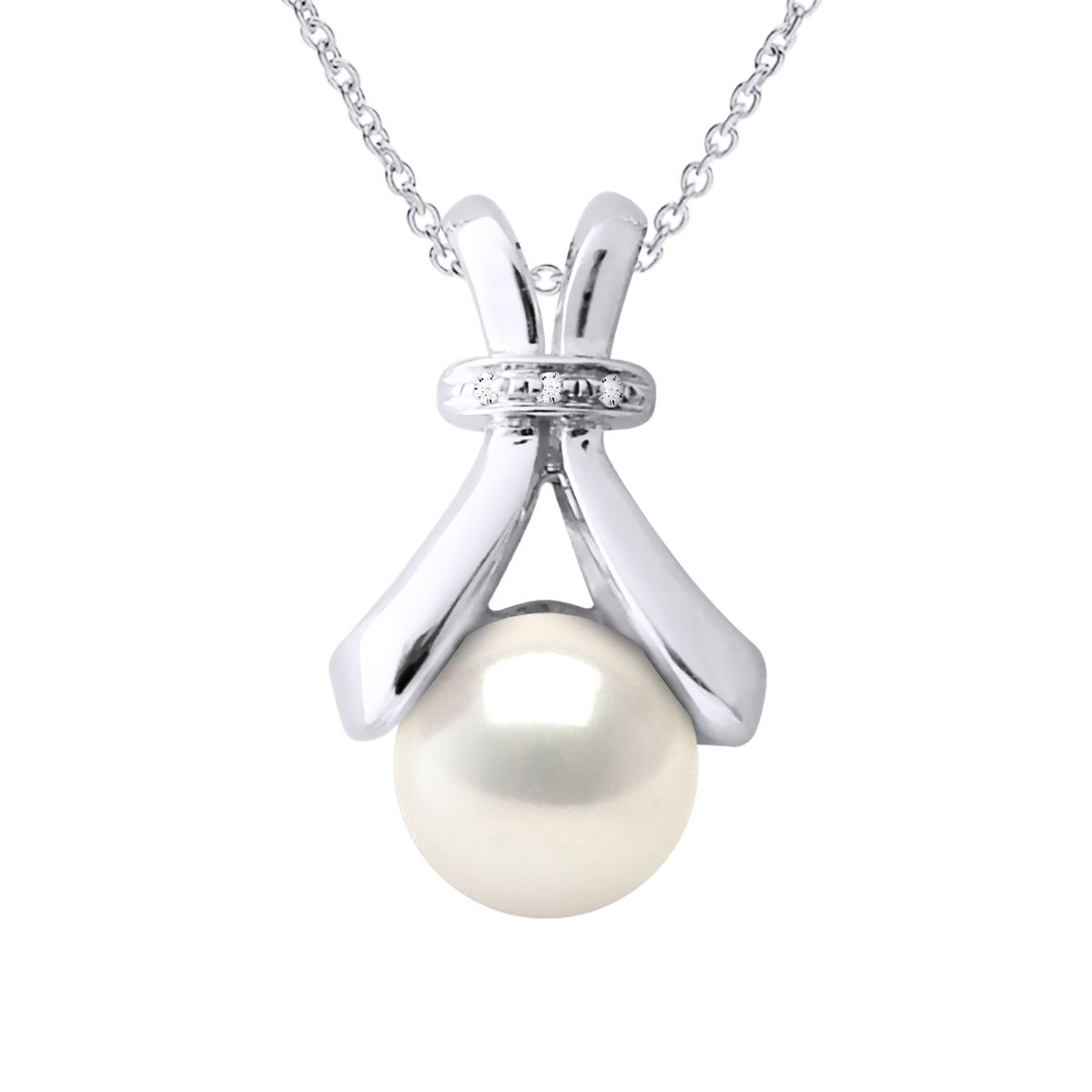 Halskette mit Perlen- und Diamantanhänger