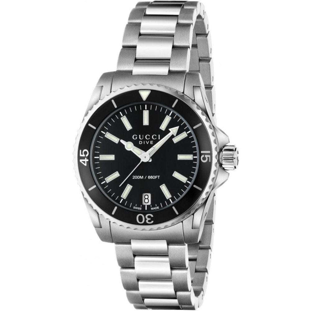 Professionelle Taucheruhr mit Metallarmband