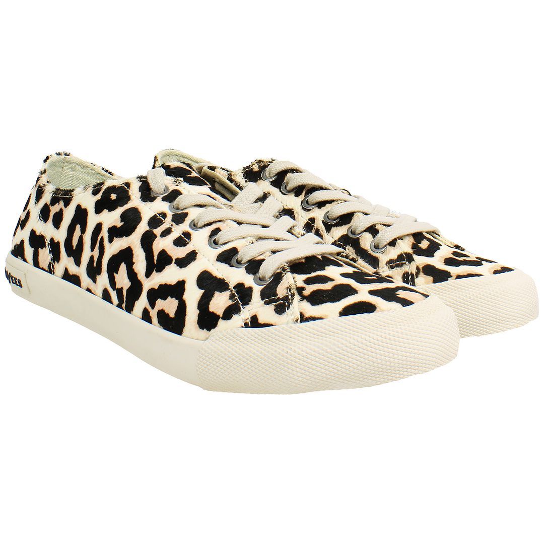 Plimsolls mit Leopardenmuster in Felloptik