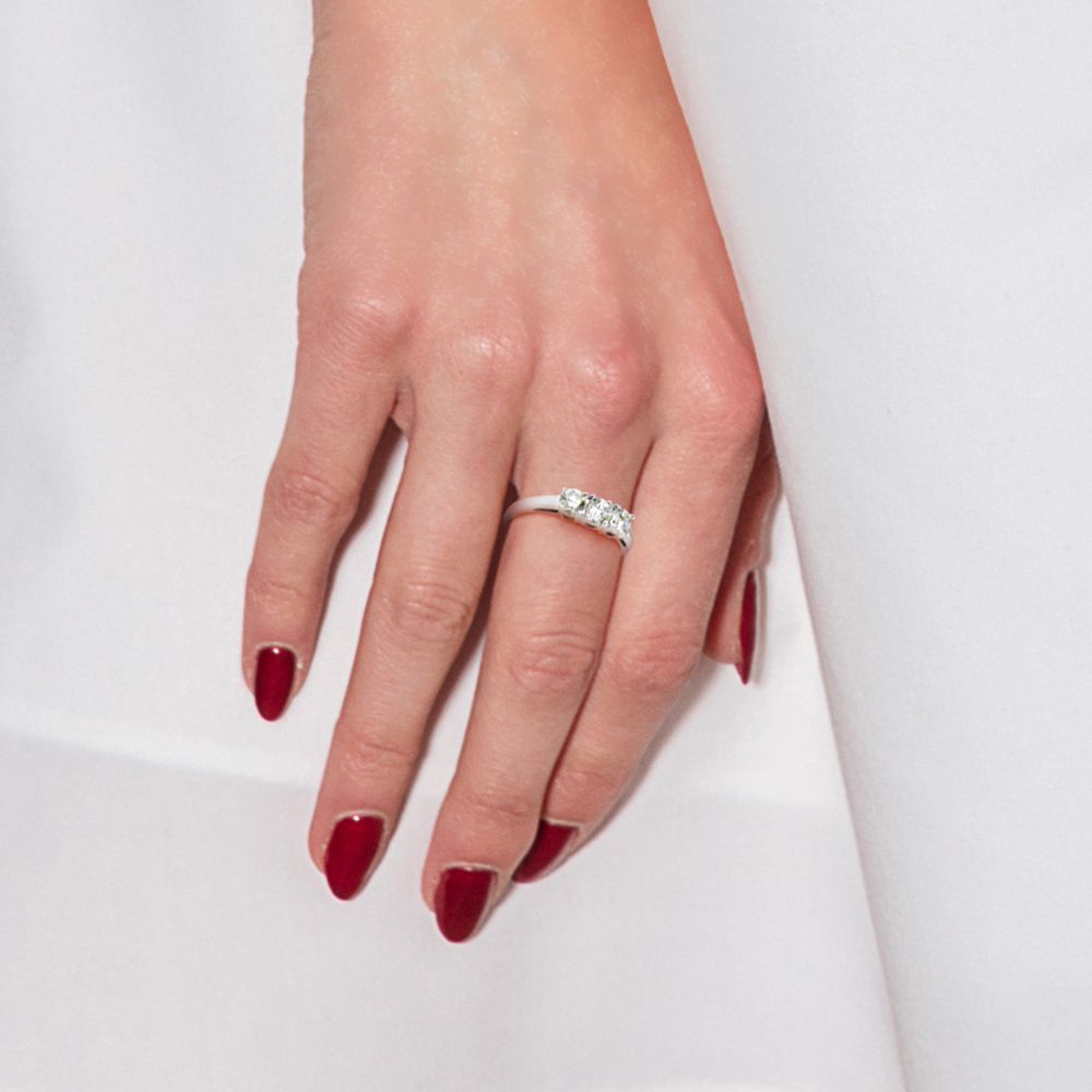 Klassischer Drei-Stein-Trilogie-Ring