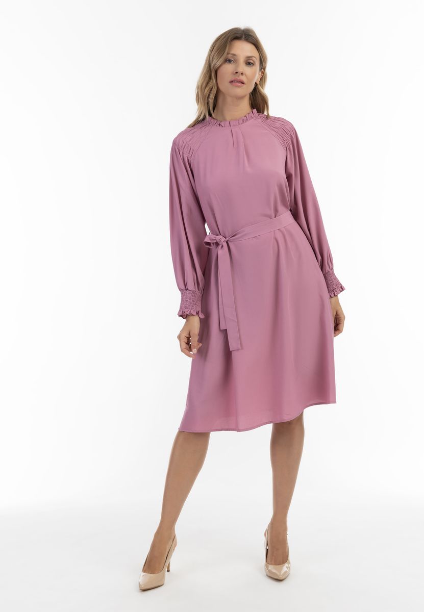 Romantisches Midikleid mit Bindegürtel