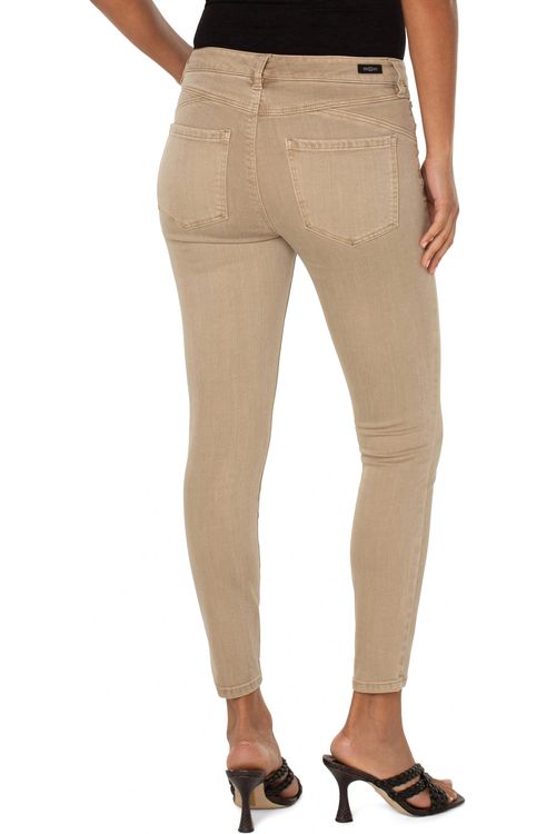 Figurformende Skinny-Jeans mit mittlerer Leibhöhe