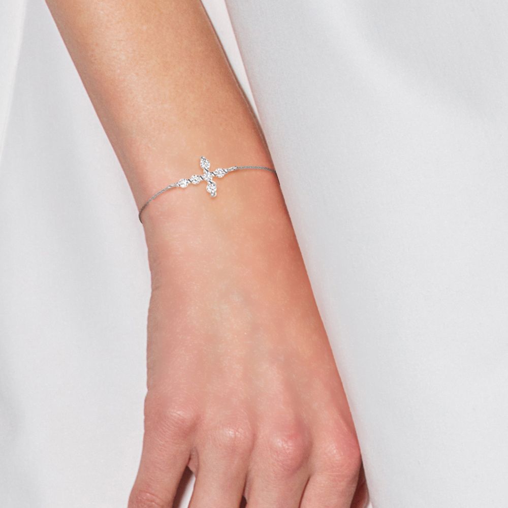 Sterlingsilber-Armband mit Kreuzanhänger