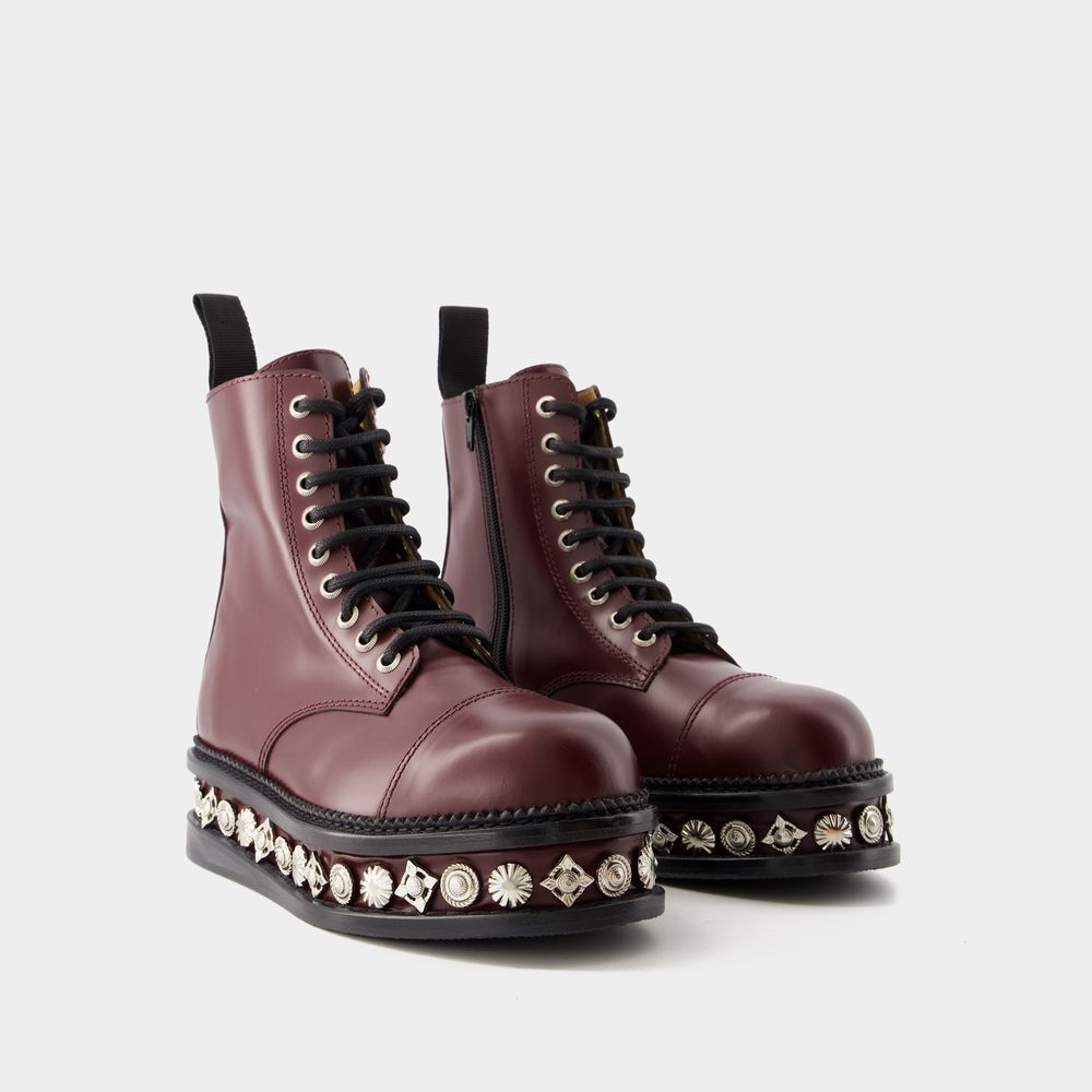 Leder-Combat-Boots mit beschlagener Plateausohle