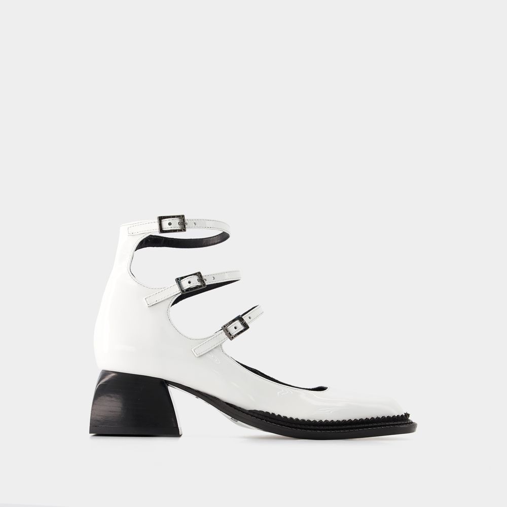Dreifach-Riemchen Lackleder Mary Jane Pumps