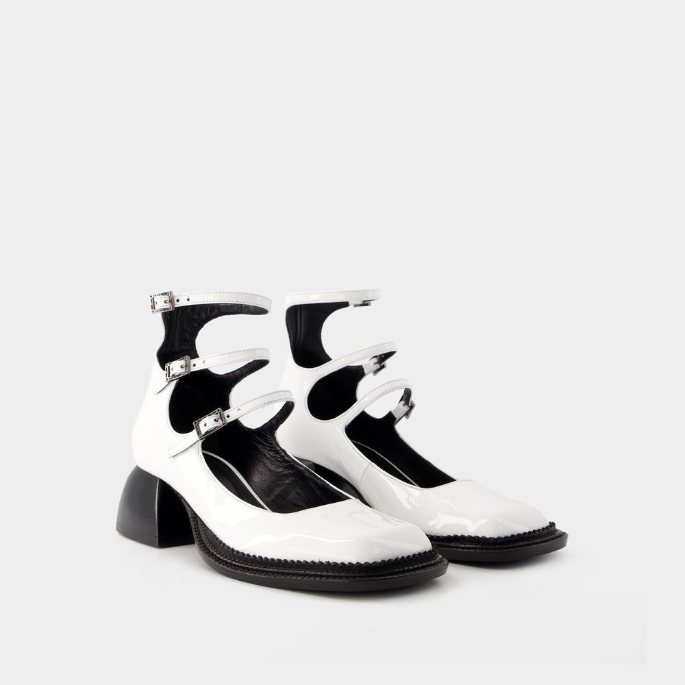 Dreifach-Riemchen Lackleder Mary Jane Pumps