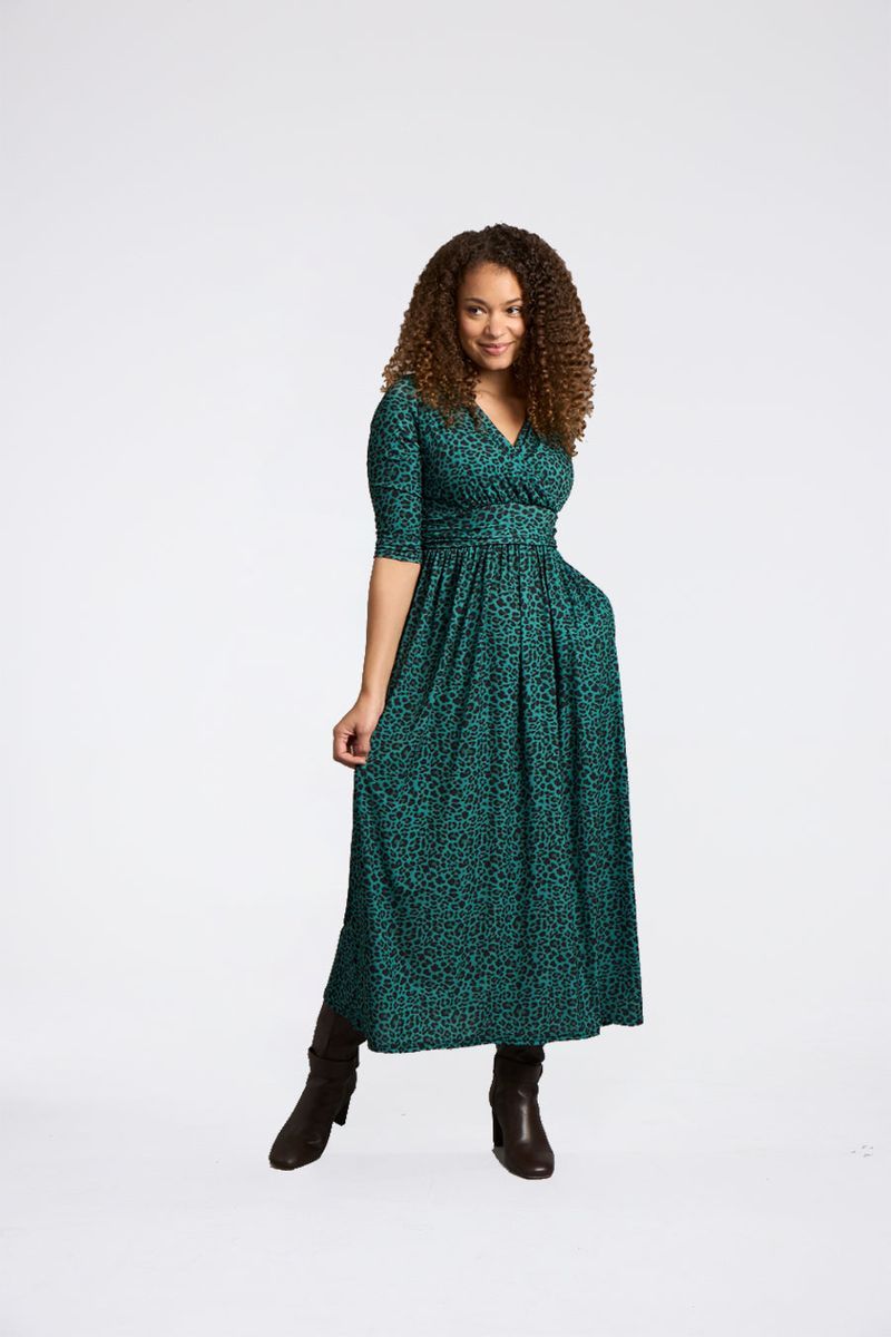 Maxi mit Leopardenmuster und Empire-Schnitt