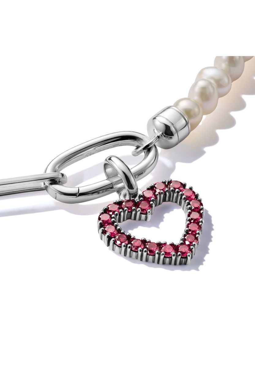 Funkelnder Charm-Anhänger mit Herz-Motiv