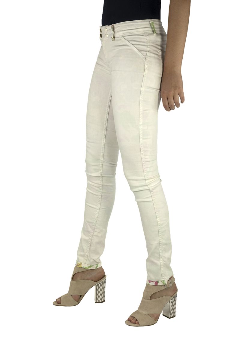 Slim-Fit Hose mit gemustertem Aufschlag