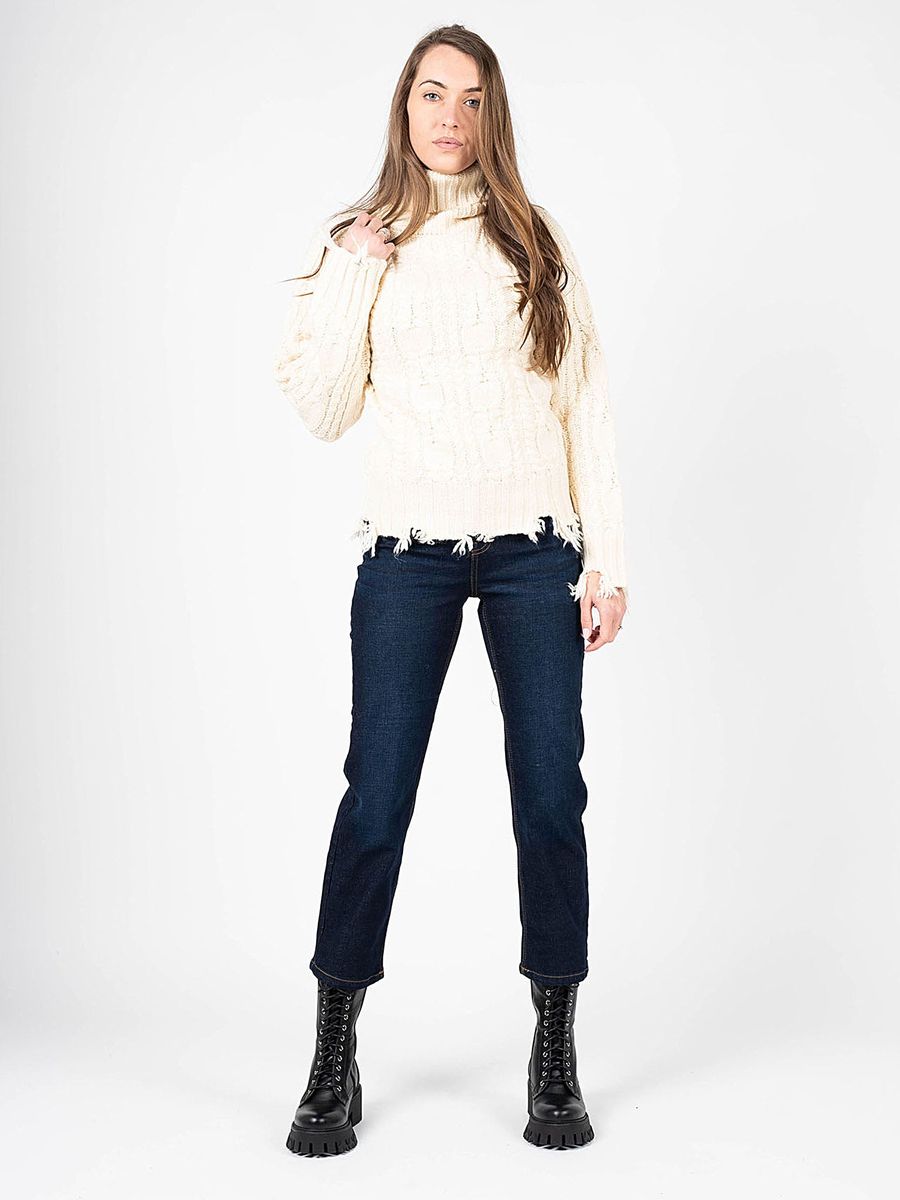 Hochgeschnittene Slim-Flare-Jeans