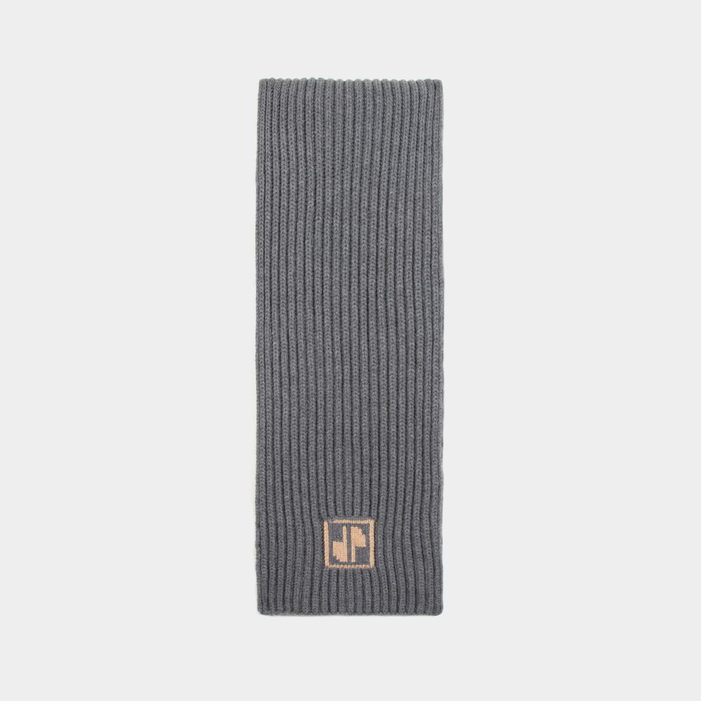 Gerippter Wollschal mit Logo-Patch