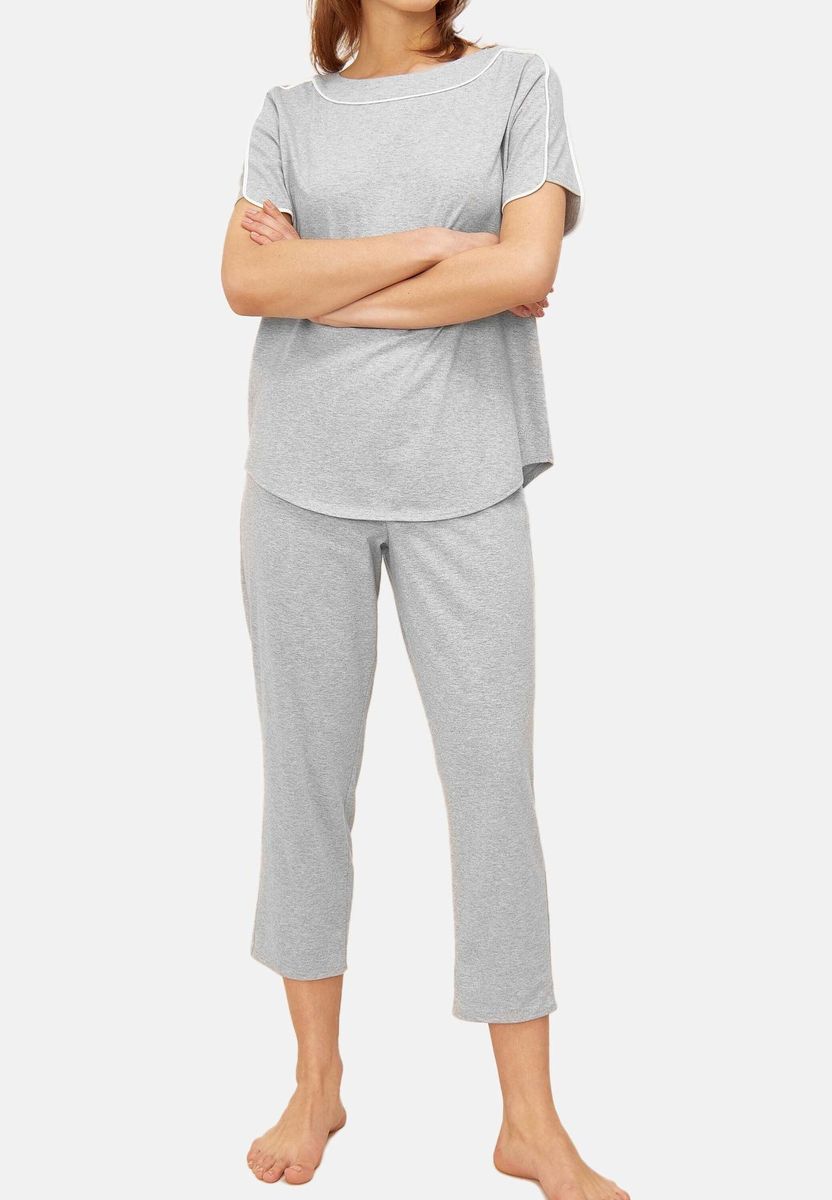Kurzarm-Pyjama mit Kontrastpaspeln