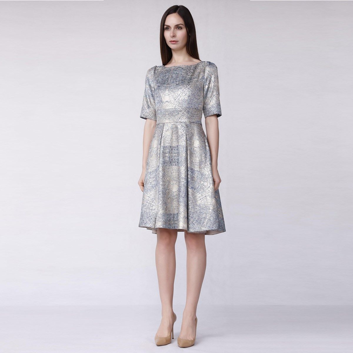 Elegantes ausgestelltes Jacquard-Cocktailkleid