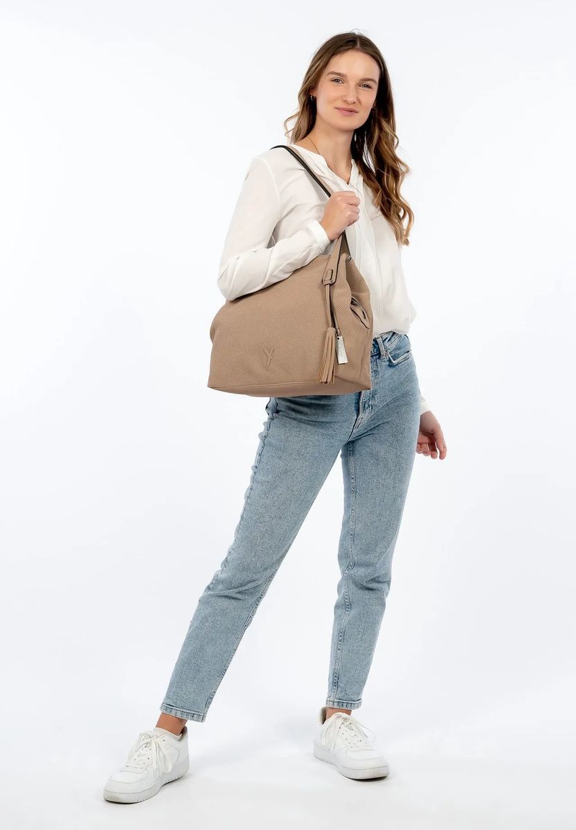 Perforierter Shopper mit Quasten-Detail