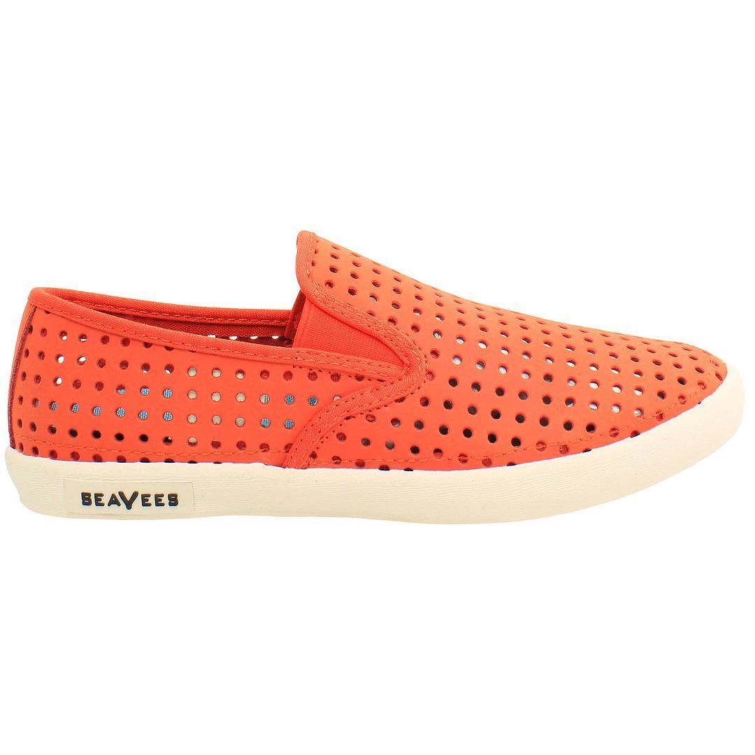 Perforierte Slip-On Canvas Sneaker