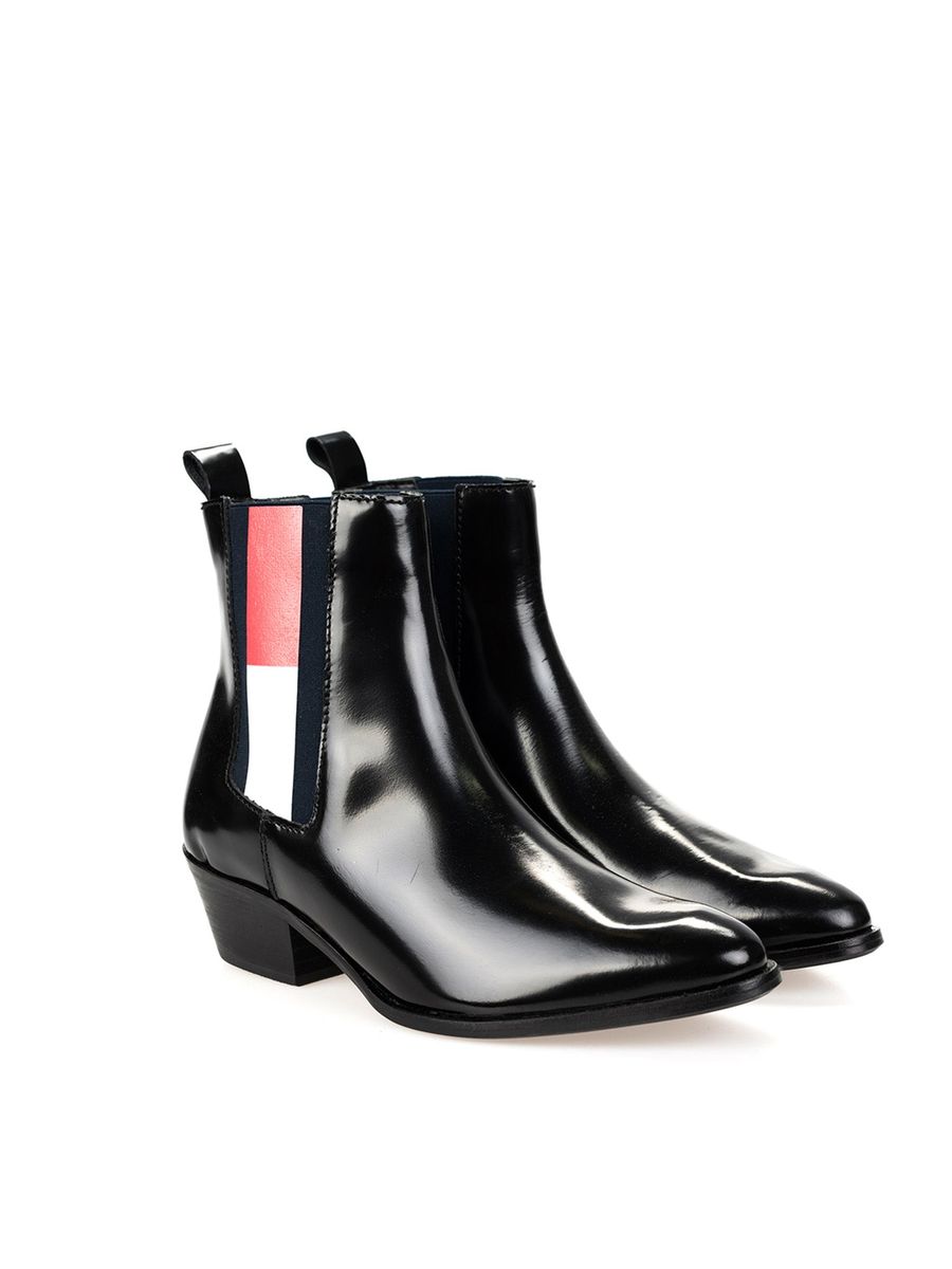 Chelsea-Boots aus Lackleder mit spitzer Kappe