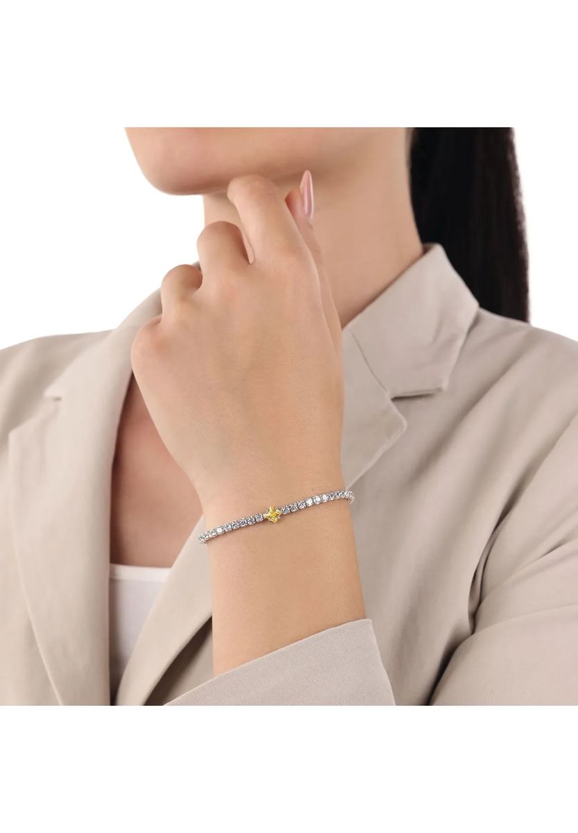 Romantisches Silberarmband mit Herz-Anhängern