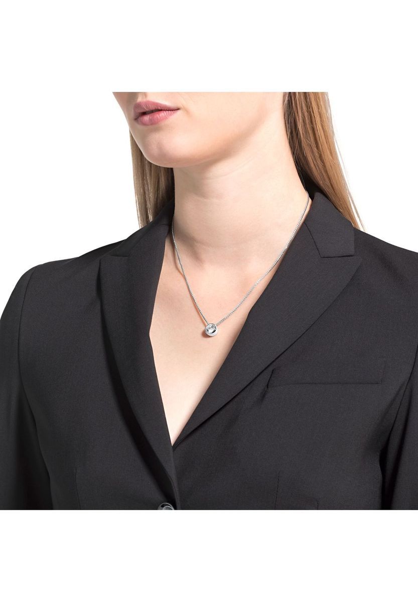Elegante Halskette mit Solitär-Anhänger
