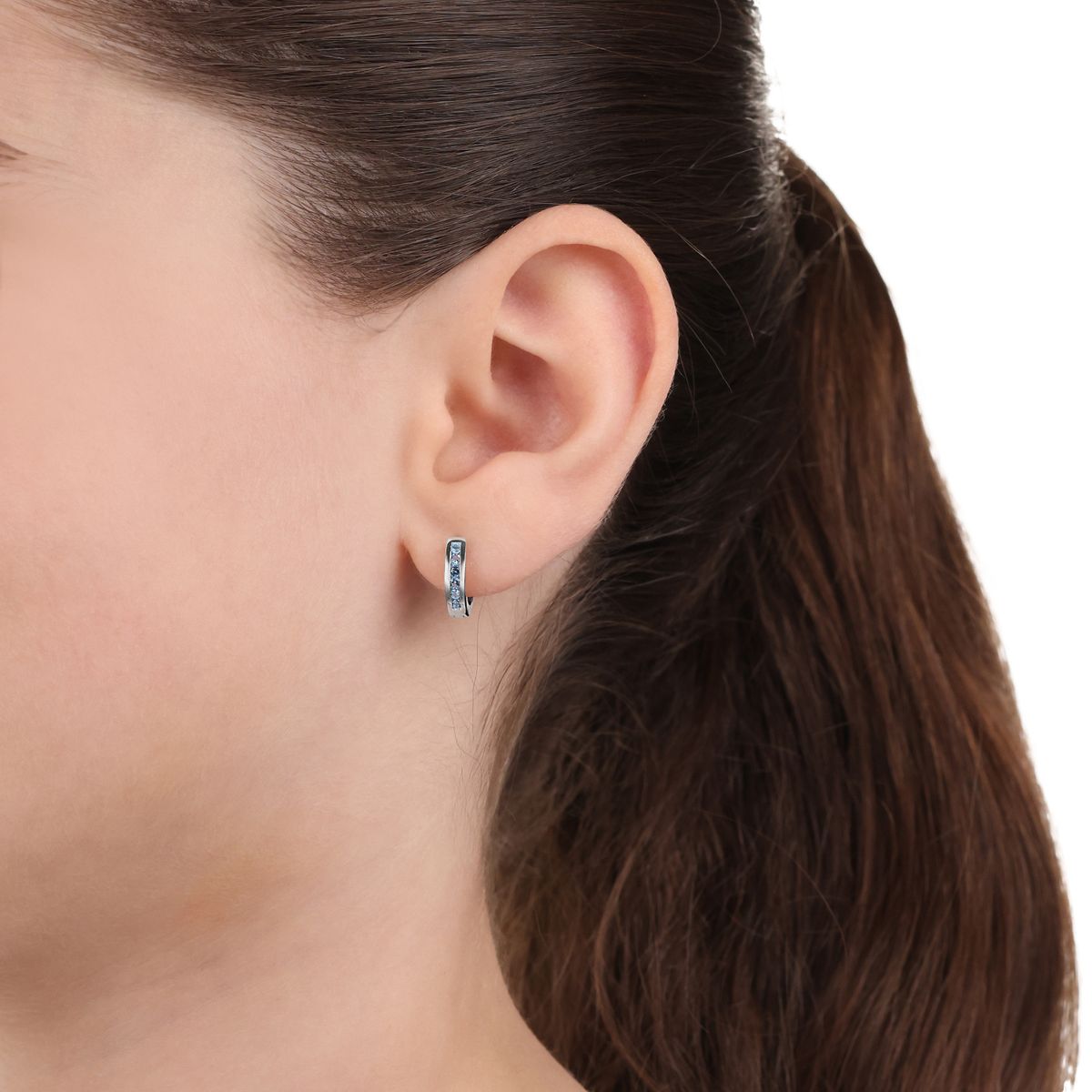 Silberne Creolen mit Zirkonia-Besatz
