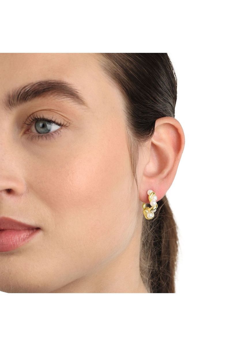 Elegante Creolen mit gedrehten Perlen