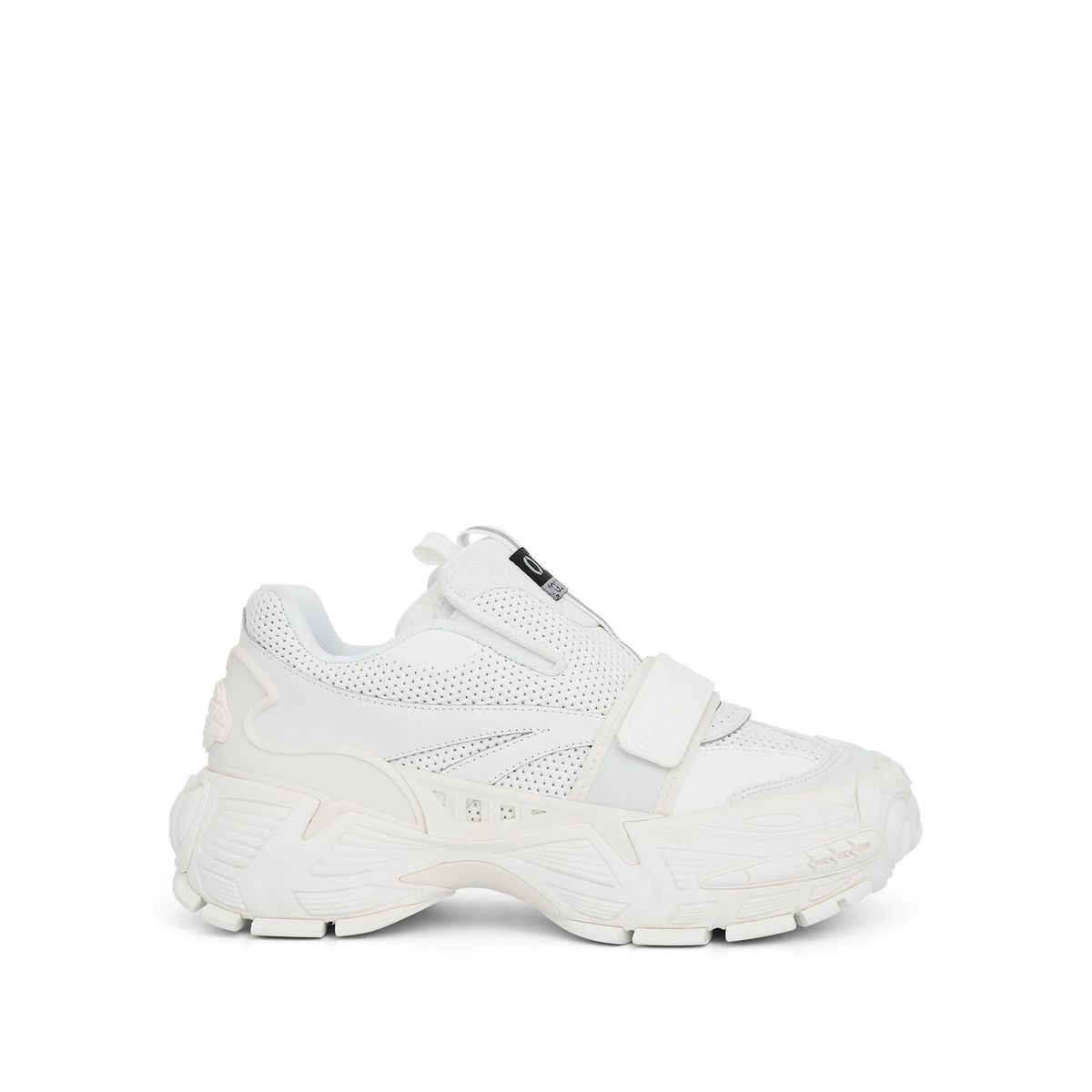 Klobige Slip-On-Sneaker im Handschuh-Design