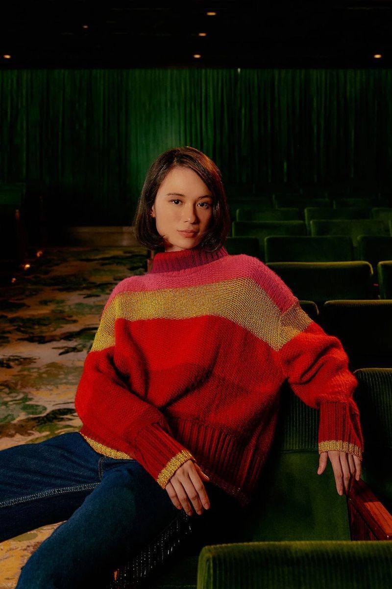 Übergroßer gestreifter Strickpullover mit Glitzer