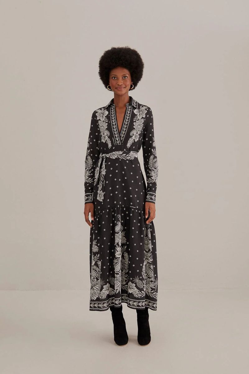 Gestuftes Maxikleid mit Paisleymuster