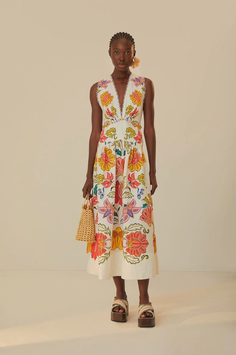 Leinen-Maxikleid mit Blumen und Insekten