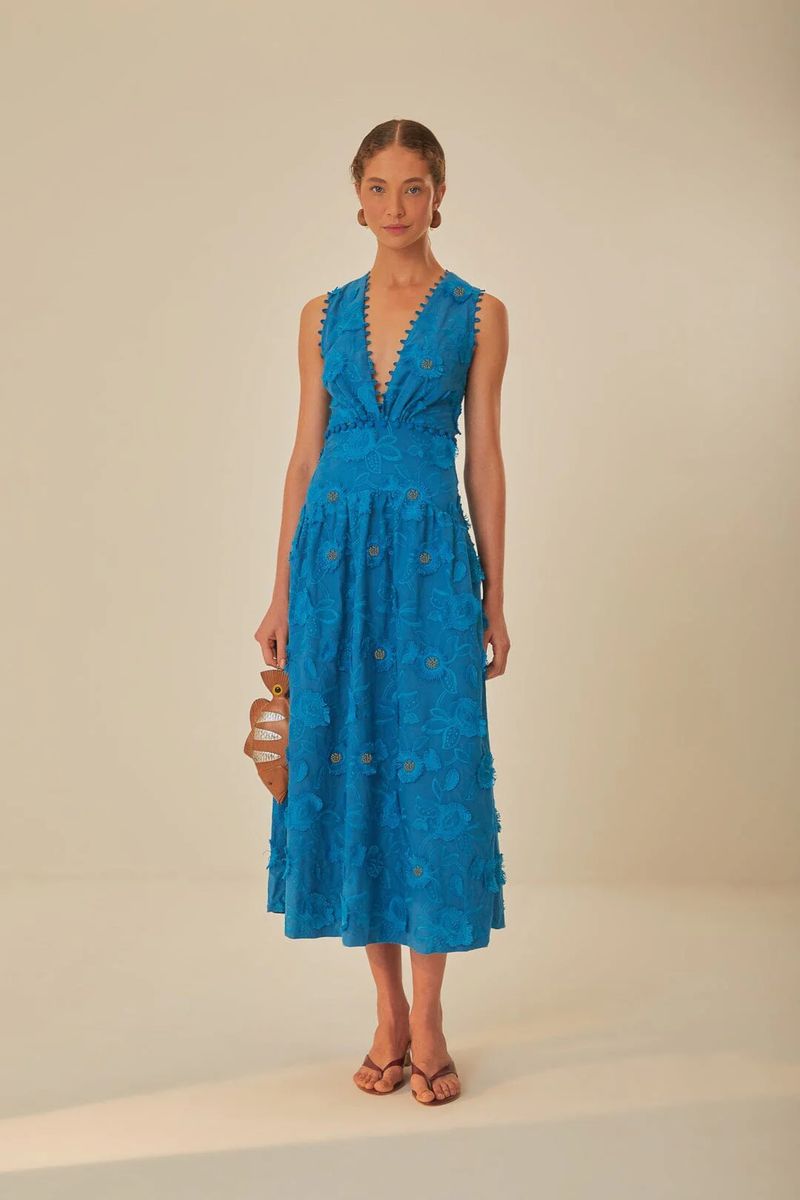 Gestuftes Maxikleid mit 3D-Blumen