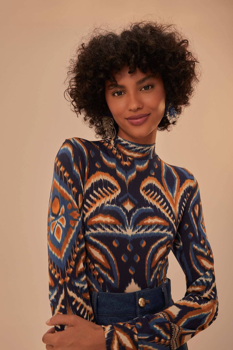 Ananas-Ikat-Bluse mit Stehkragen