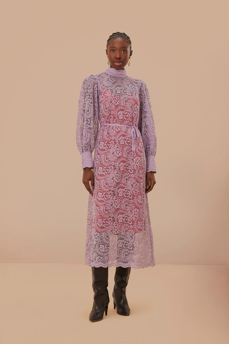Aufwendiges Midikleid aus floraler Spitze