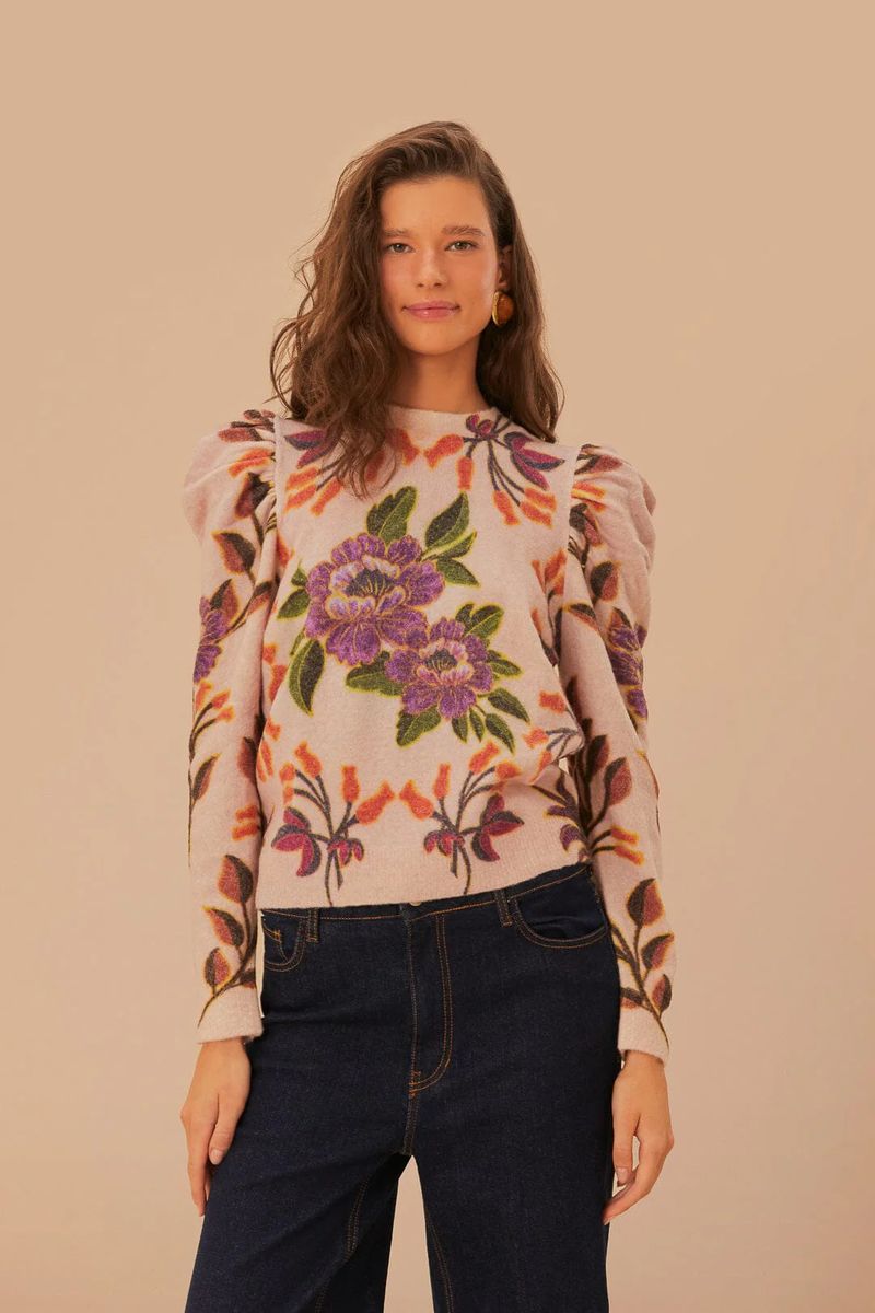 Bestickter Pullover mit Puffärmeln