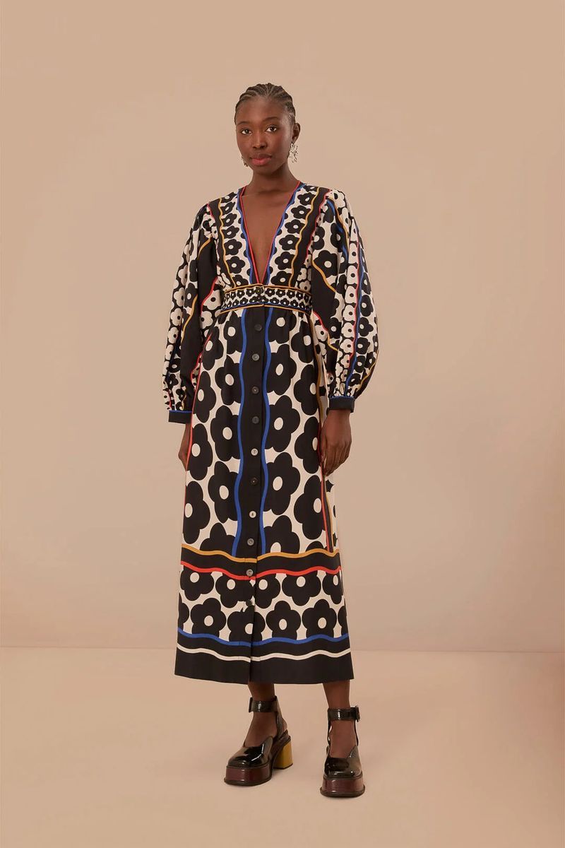Maxi-Kleid mit tiefem V-Ausschnitt