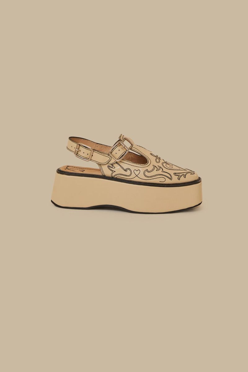 Bestickte T-Riemchen-Plateauschuhe