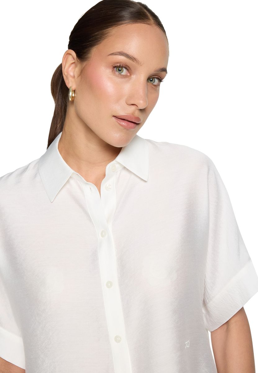 Kurzarmbluse mit überschnittenen Ärmeln